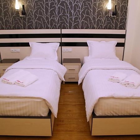 Hotel For You Yerevan Luaran gambar