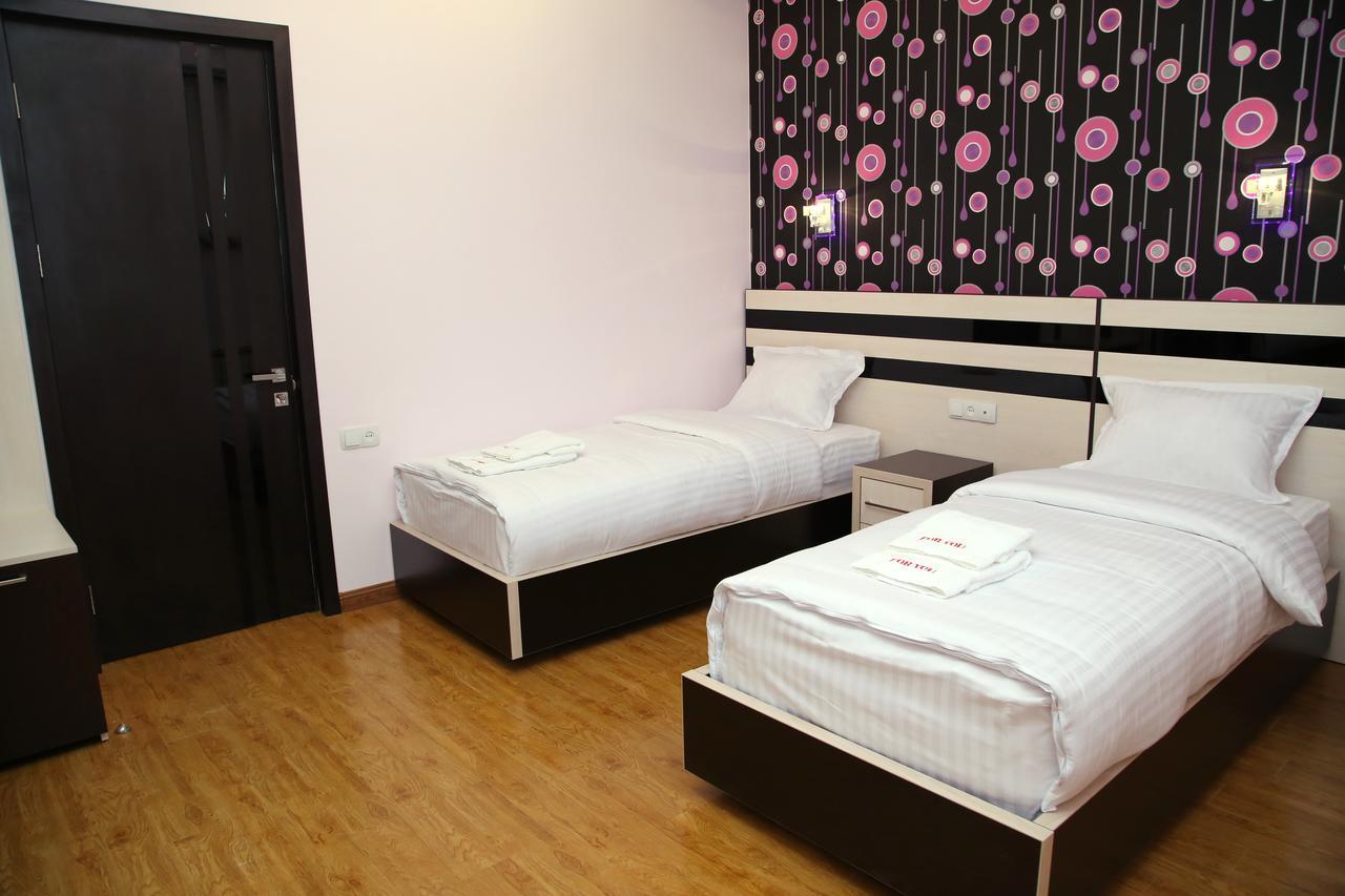 Hotel For You Yerevan Luaran gambar
