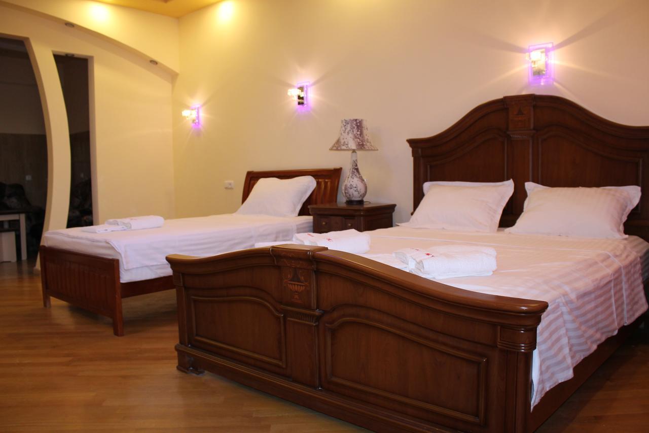 Hotel For You Yerevan Luaran gambar