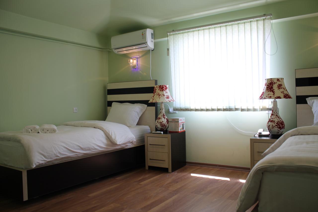 Hotel For You Yerevan Luaran gambar