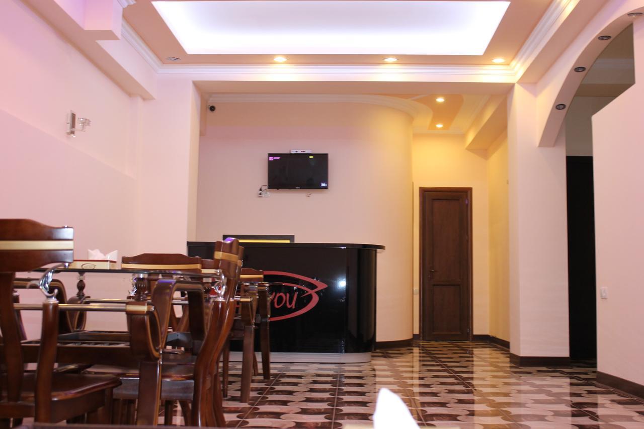 Hotel For You Yerevan Luaran gambar