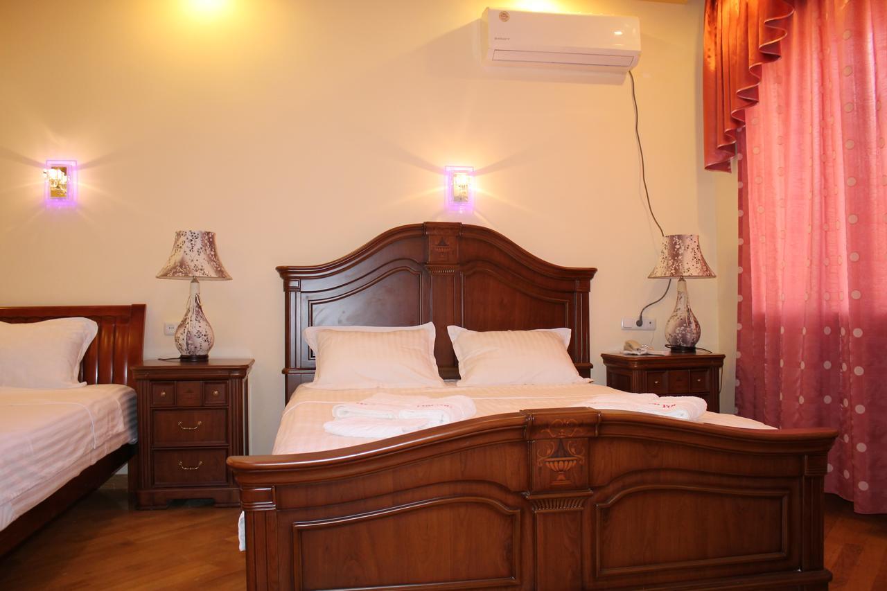 Hotel For You Yerevan Luaran gambar