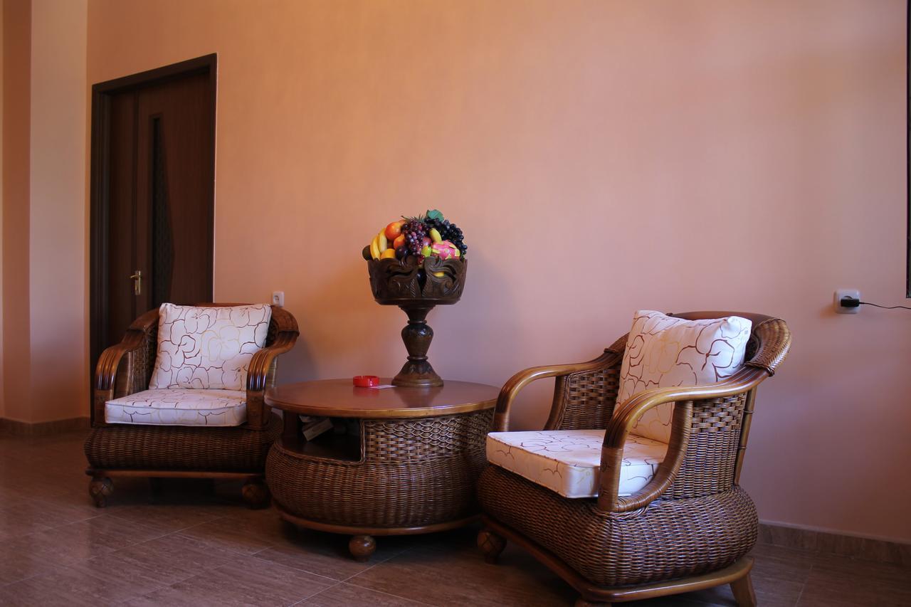 Hotel For You Yerevan Luaran gambar