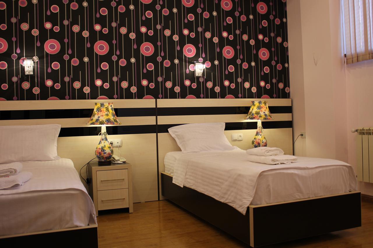 Hotel For You Yerevan Luaran gambar